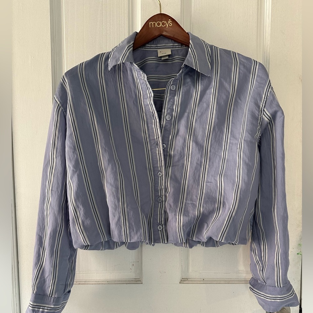 🌻 Striped Ballon-Hem Button-Up Cropped Blouse 🌻